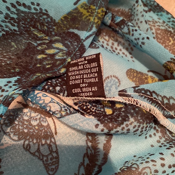 Womens shear shoulder sleeveless blouse - Picture 5 of 6